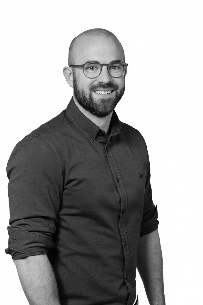 Portrait Dominik Hänni – Strategy Advisor für Executive Governance und AI-Readiness, Schweiz